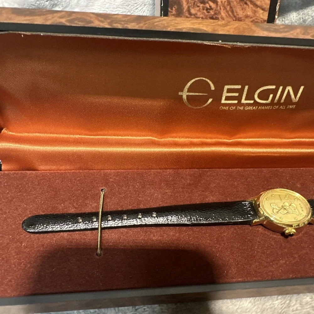 Vintage ELGIN Walt Disney Mickey 1980 Pro-Am Golf Womans Watch